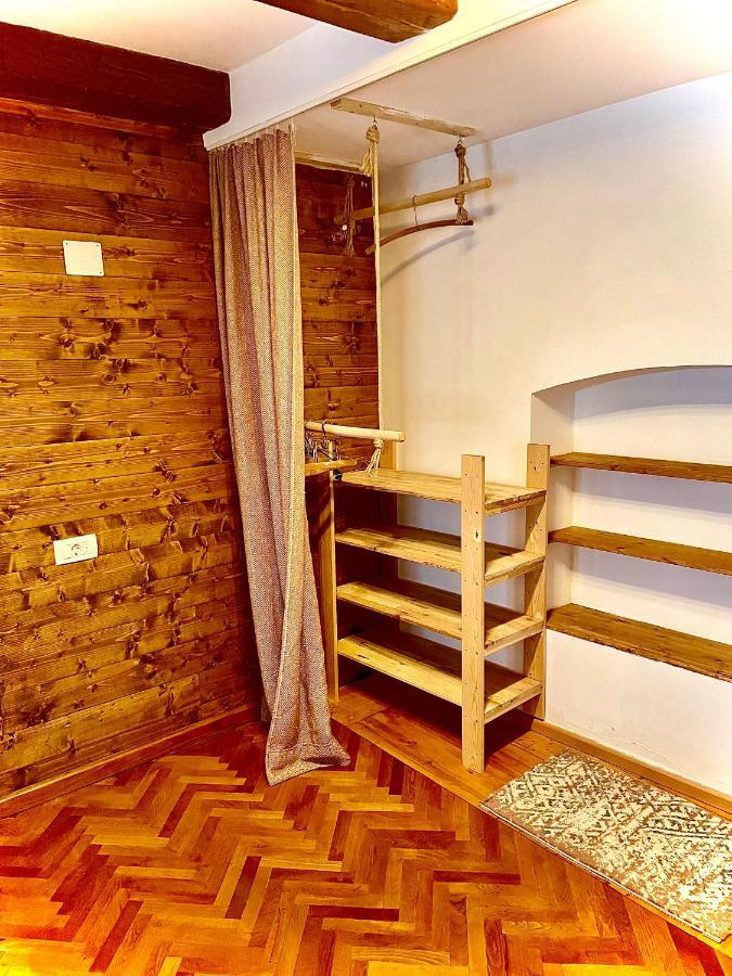 Apartament Rustic In Centrul Istoric Apartment Брашов Екстериор снимка