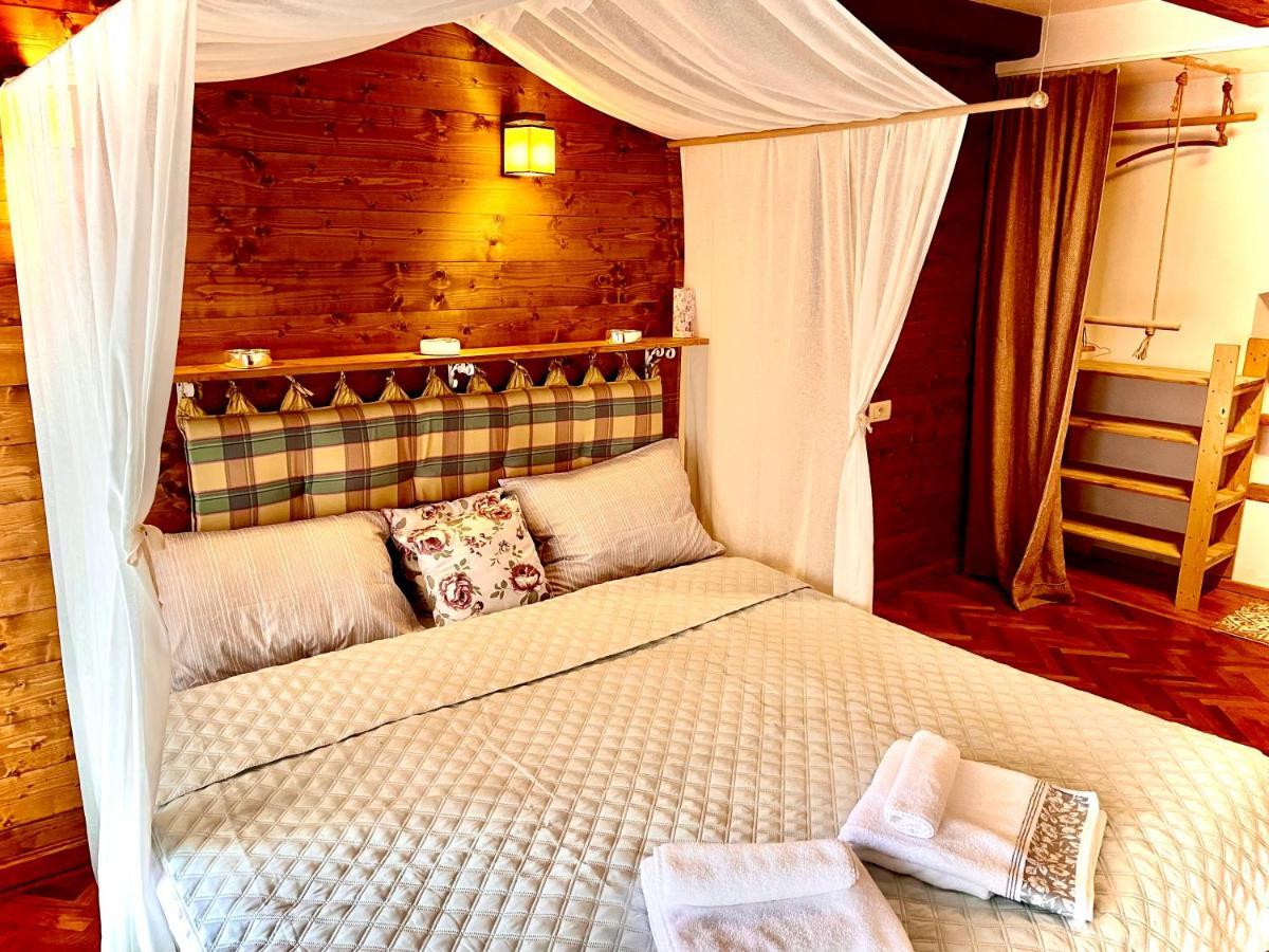 Apartament Rustic In Centrul Istoric Apartment Брашов Екстериор снимка