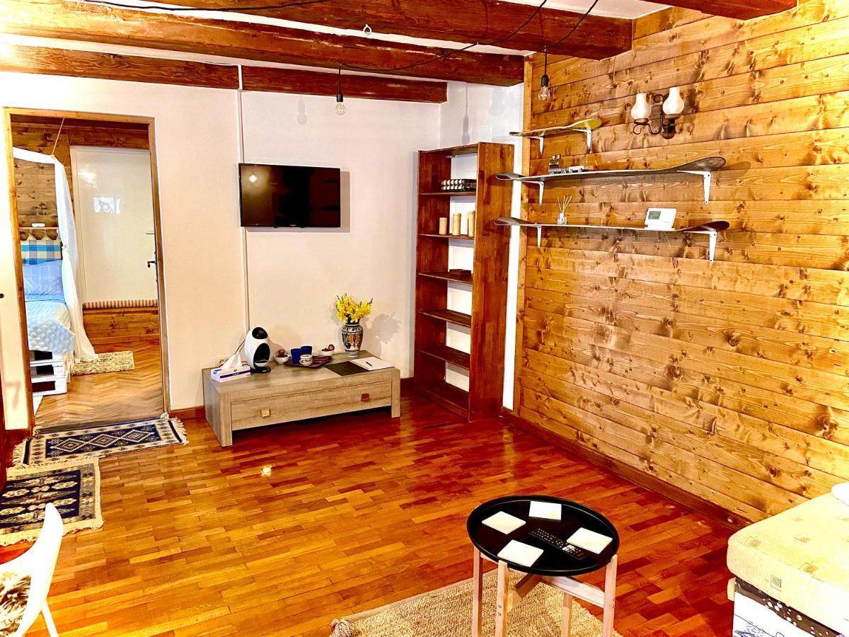 Apartament Rustic In Centrul Istoric Apartment Брашов Екстериор снимка